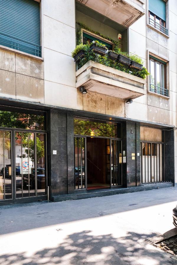 Central Apartment ミラノ エクステリア 写真