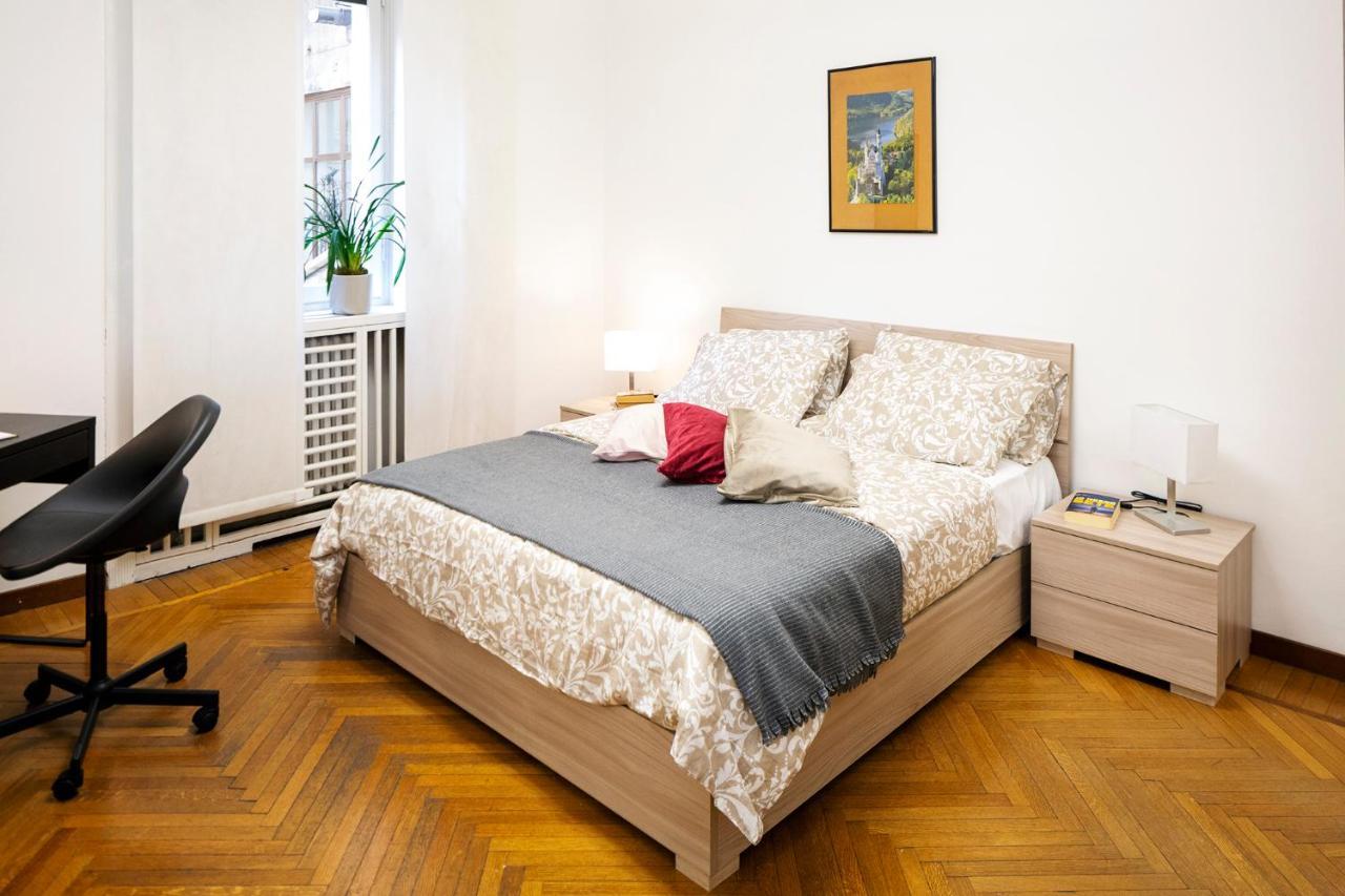 Central Apartment ミラノ エクステリア 写真