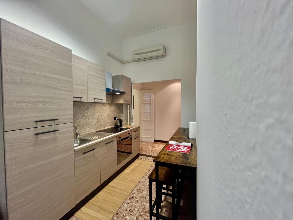 Central Apartment ミラノ エクステリア 写真